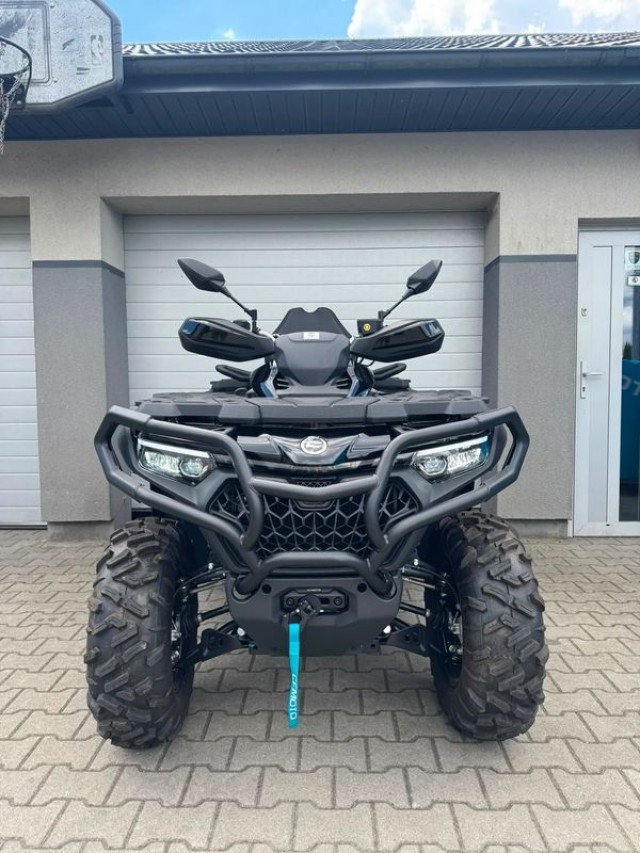 cf-moto