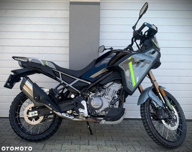 cf-moto