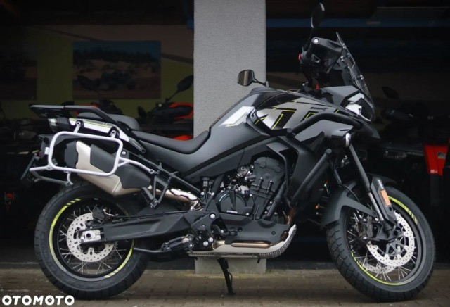 cf-moto