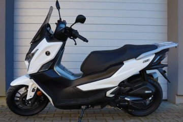 Skuter Voge SR1